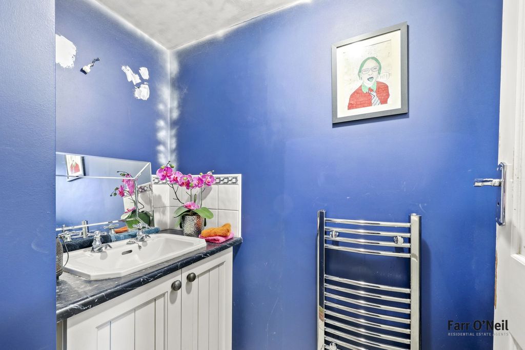 Additional image 10 of 4 bed semi-detached house for saleForest Side, Buckhurst Hill IG9