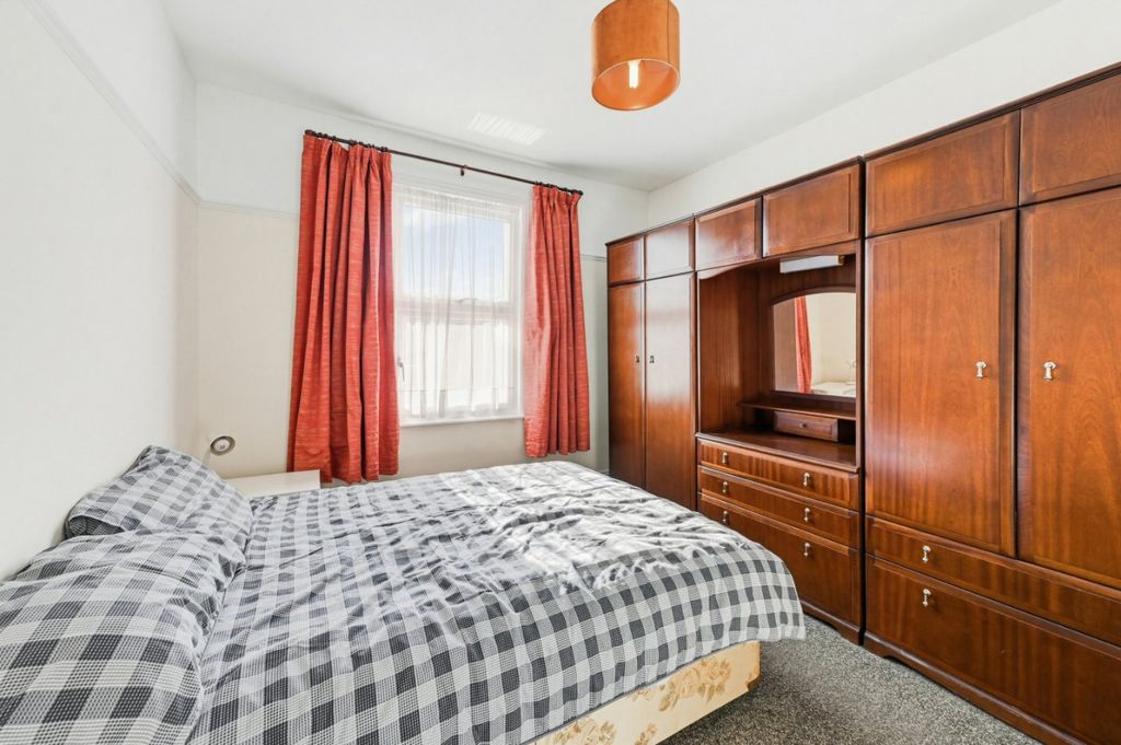 Additional image 6 of 3 bed semi-detached house for saleMackenzie Road, Beckenham BR3