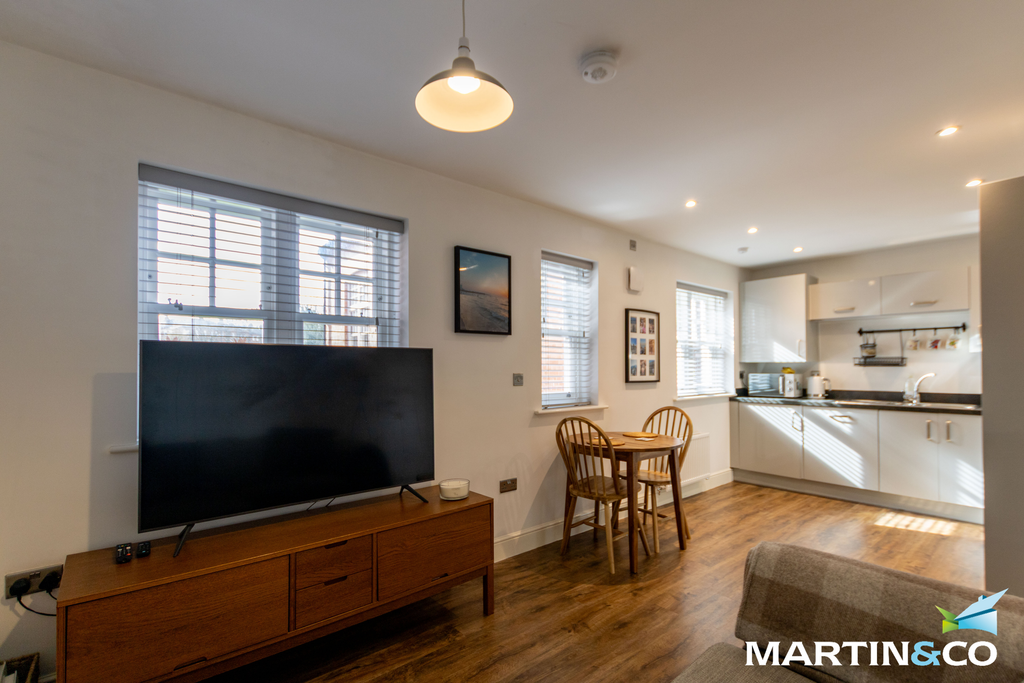 1 bed flat for saleMacniece Close, Selly Oak B29 photo 3