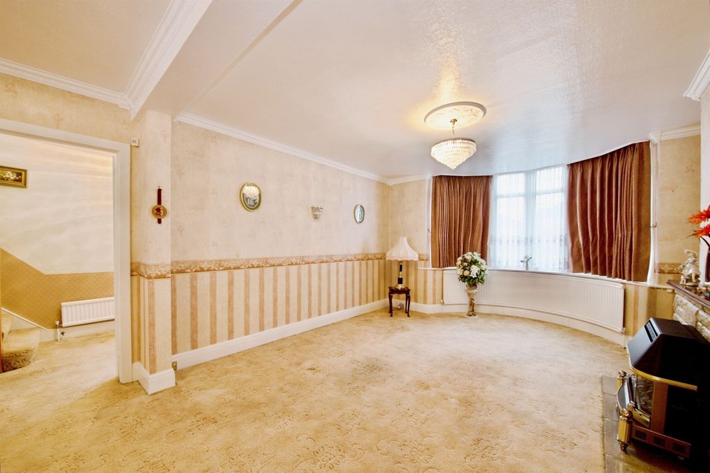 Additional image 8 of 3 bed end terrace house for saleWoodbridge Road, Barking IG11