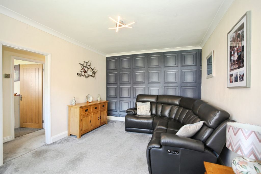 Additional image 6 of 2 bed detached bungalow for saleNantgarw Road, Caerphilly CF83