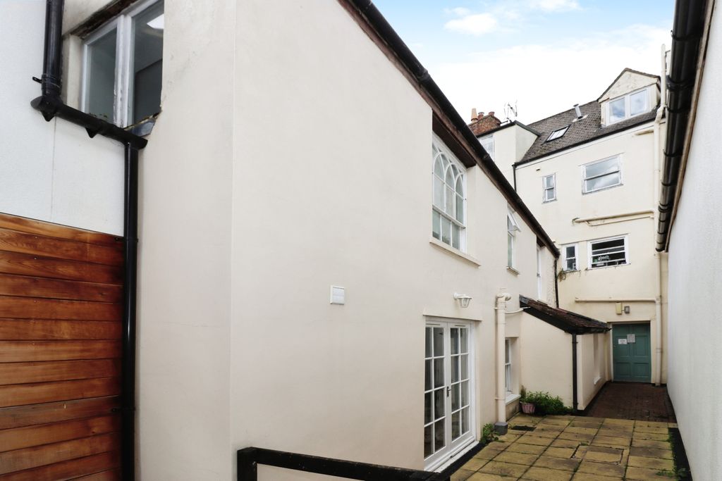 Additional image 9 of 2 bed flat for saleLong Street, Dursley, Gloucestershire GL11