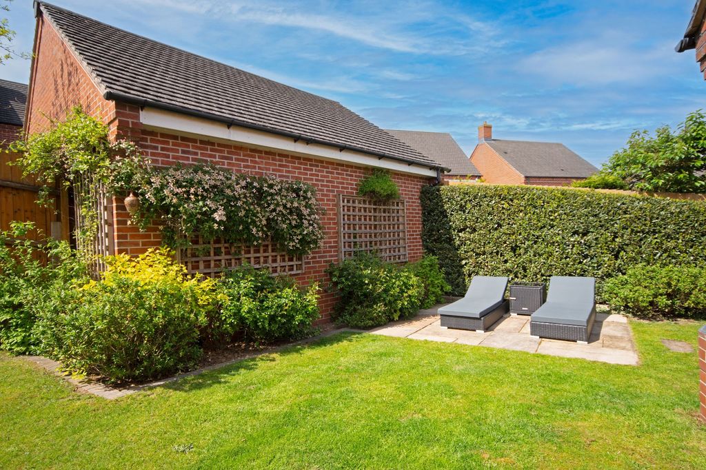 Additional image 31 of 5 bed detached house for saleSpitfire Road, Castle Donington DE74