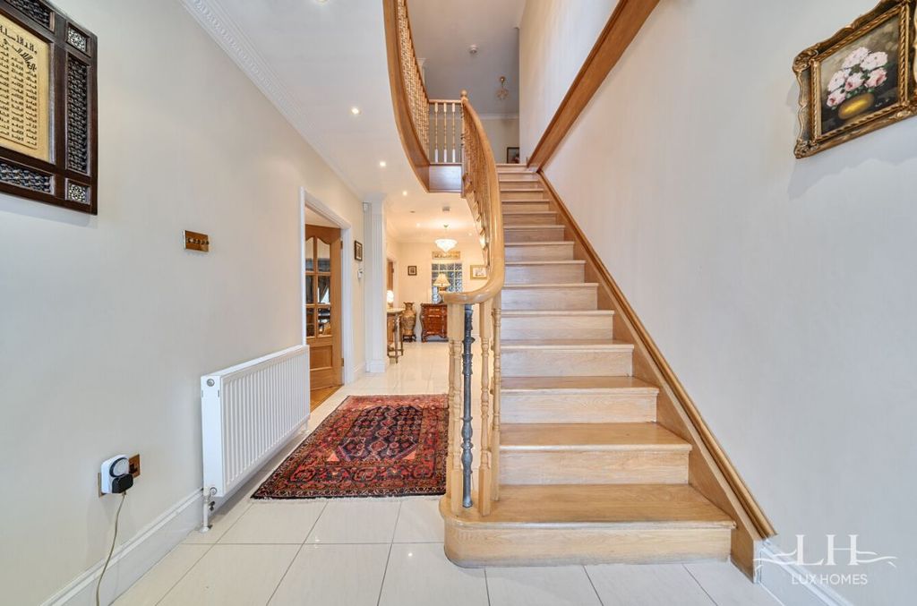 Additional image 16 of 4 bed detached house for saleNelmes Road, Emerson Park RM11