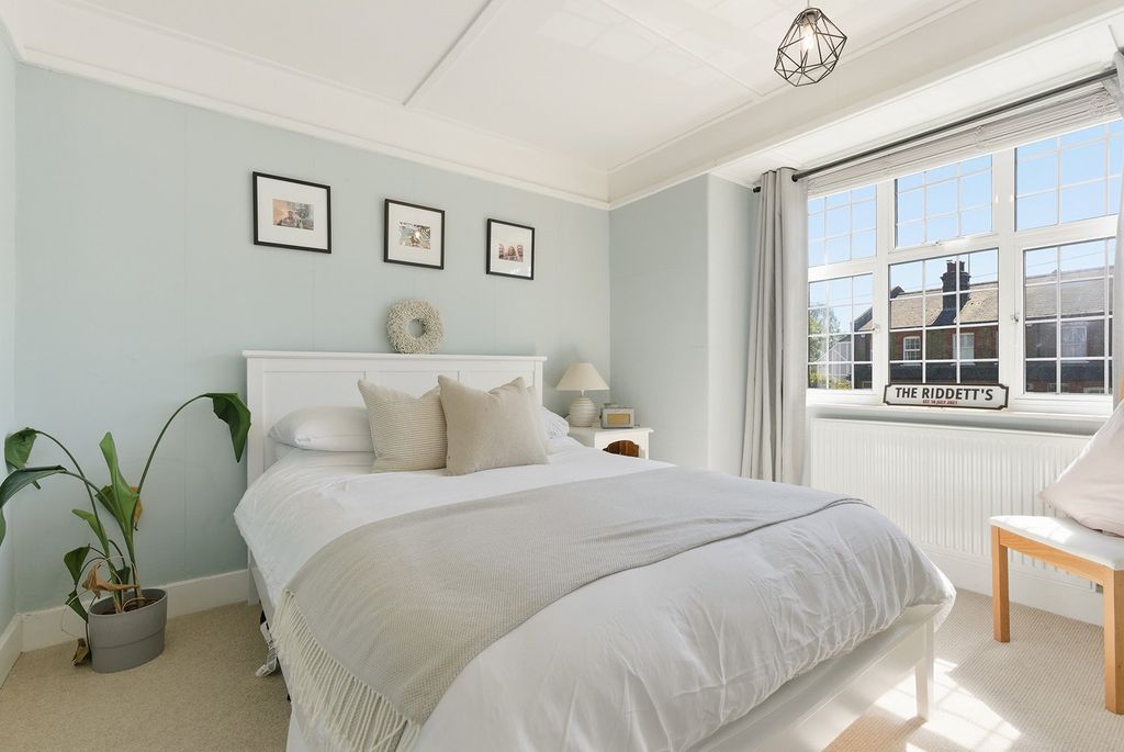 Additional image 17 of 4 bed detached house for saleCandlemas Lane, Beaconsfield, Buckinghamshire HP9