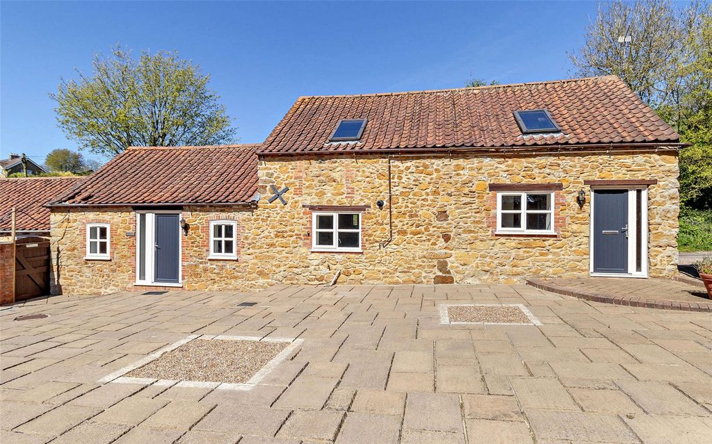 3 bed link detached house for saleSpring Mill, 38 Caistor Lane, Tealby, Market Rasen LN8