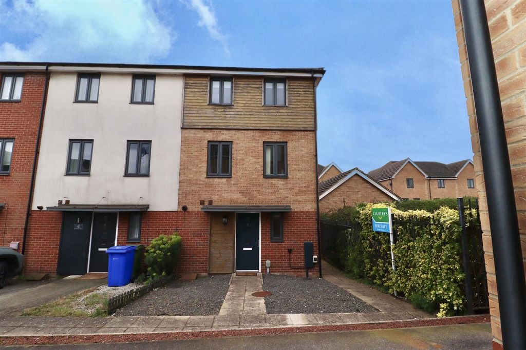 3 bed property for saleTurner Close, Brough HU15