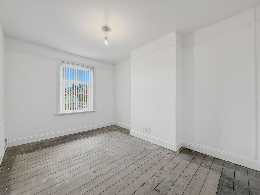 Additional image 8 of 2 bed flat for saleRichmond Road, Newport NP19