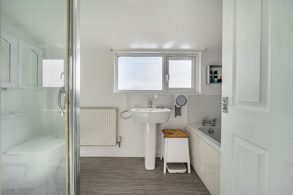 Additional image 22 of 4 bed detached house for saleBig Tree Close, Axbridge BS26