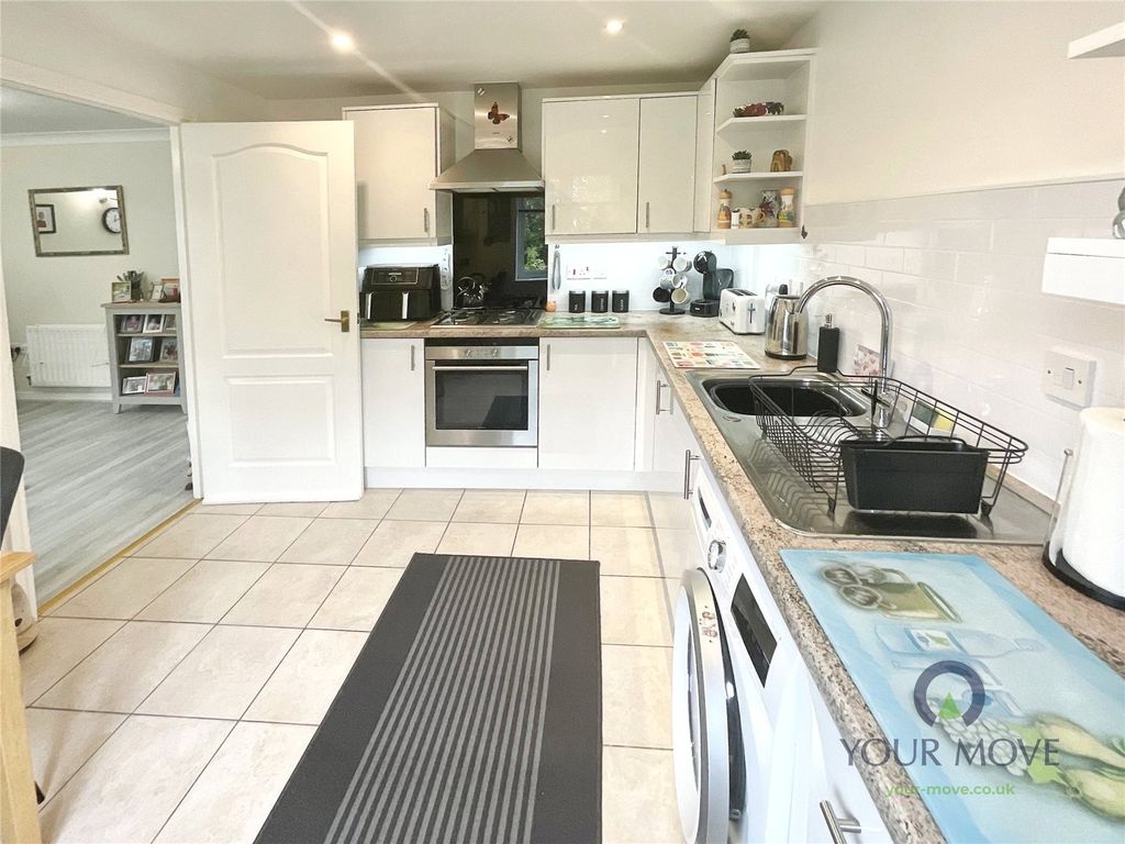Additional image 7 of 2 bed flat for saleStratford Gardens, Bromsgrove, Worcestershire B60