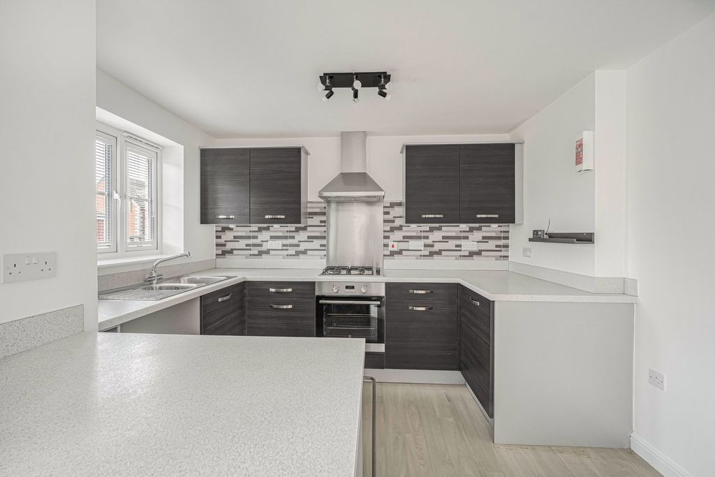 Additional image 16 of 4 bed terraced house for saleMeadowland Close, Caerphilly CF83