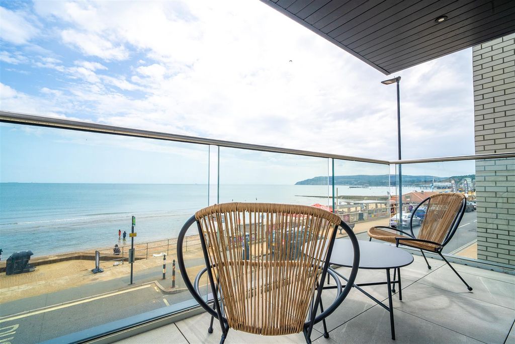 Additional image 16 of 2 bed flat for saleBreakwater Way, Sandown PO36