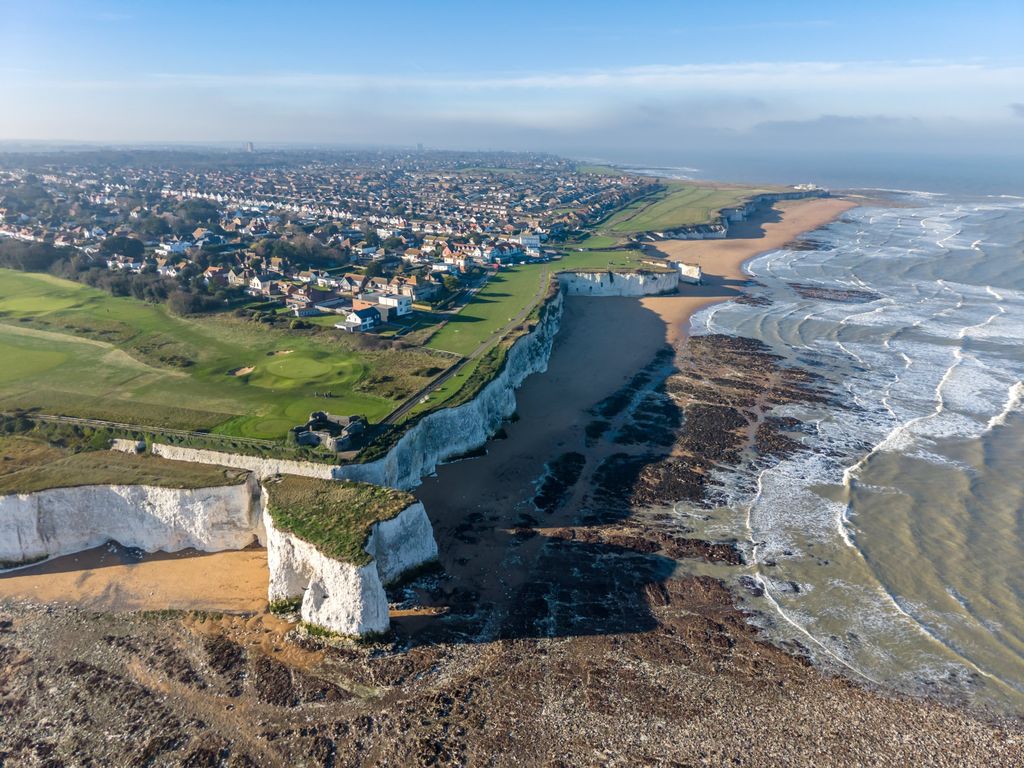 Additional image 35 of 4 bed detached bungalow for saleKingsgate Avenue, Broadstairs, Kent CT10