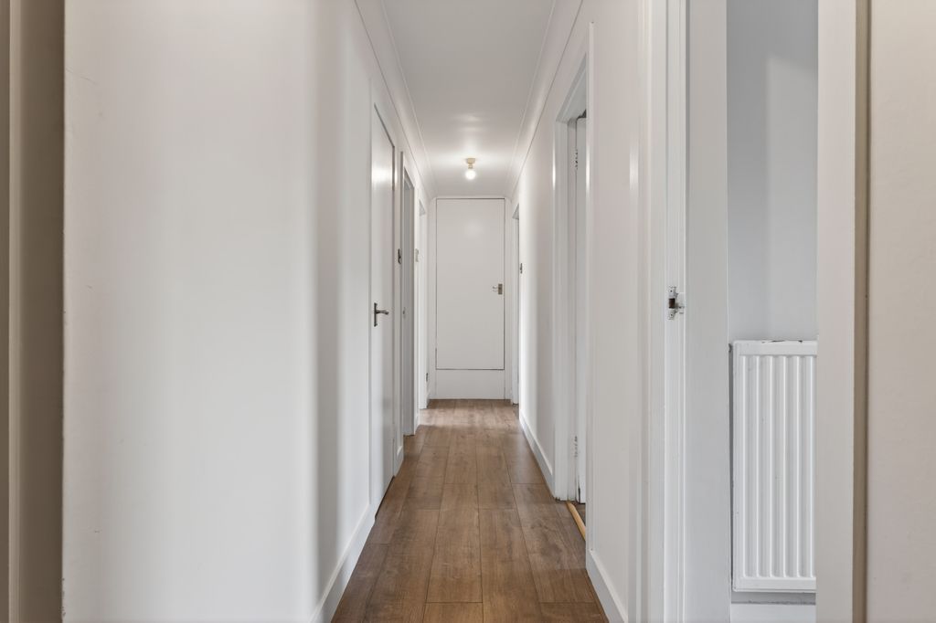 Additional image 9 of 2 bed flat for saleKingsknowe Court, Kingsknowe, Edinburgh EH14