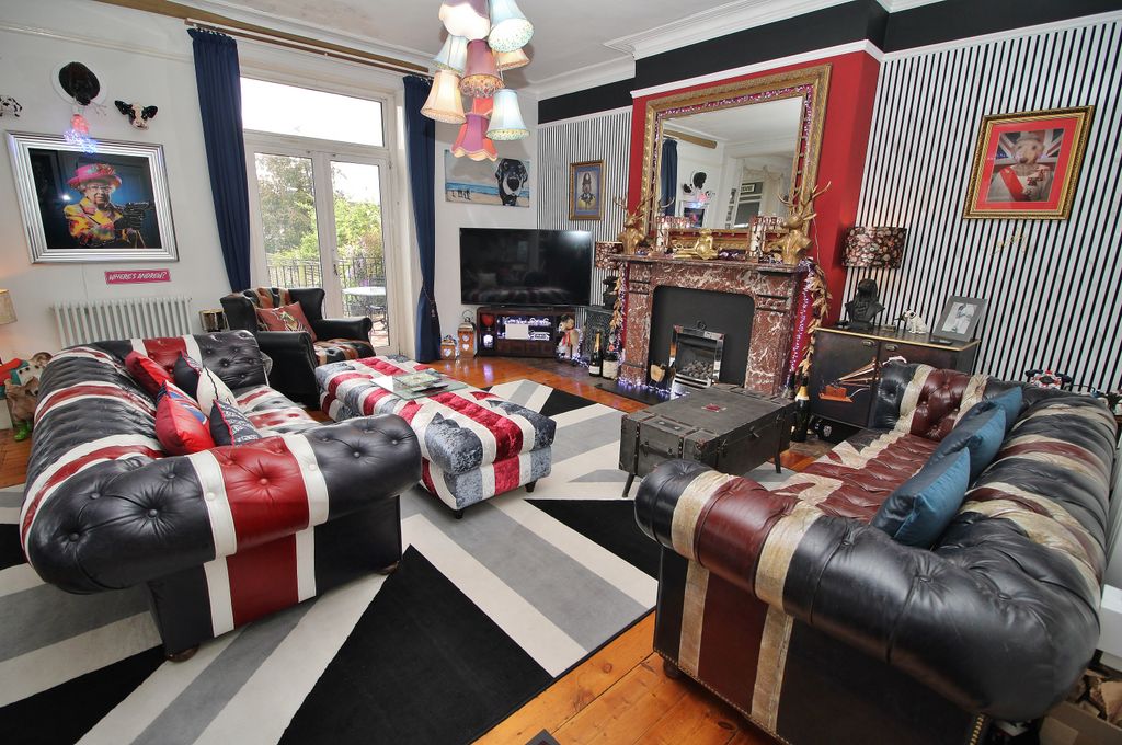 Additional image 16 of 4 bed semi-detached house for saleWraysbury House, Long Copse Lane, Emsworth PO10