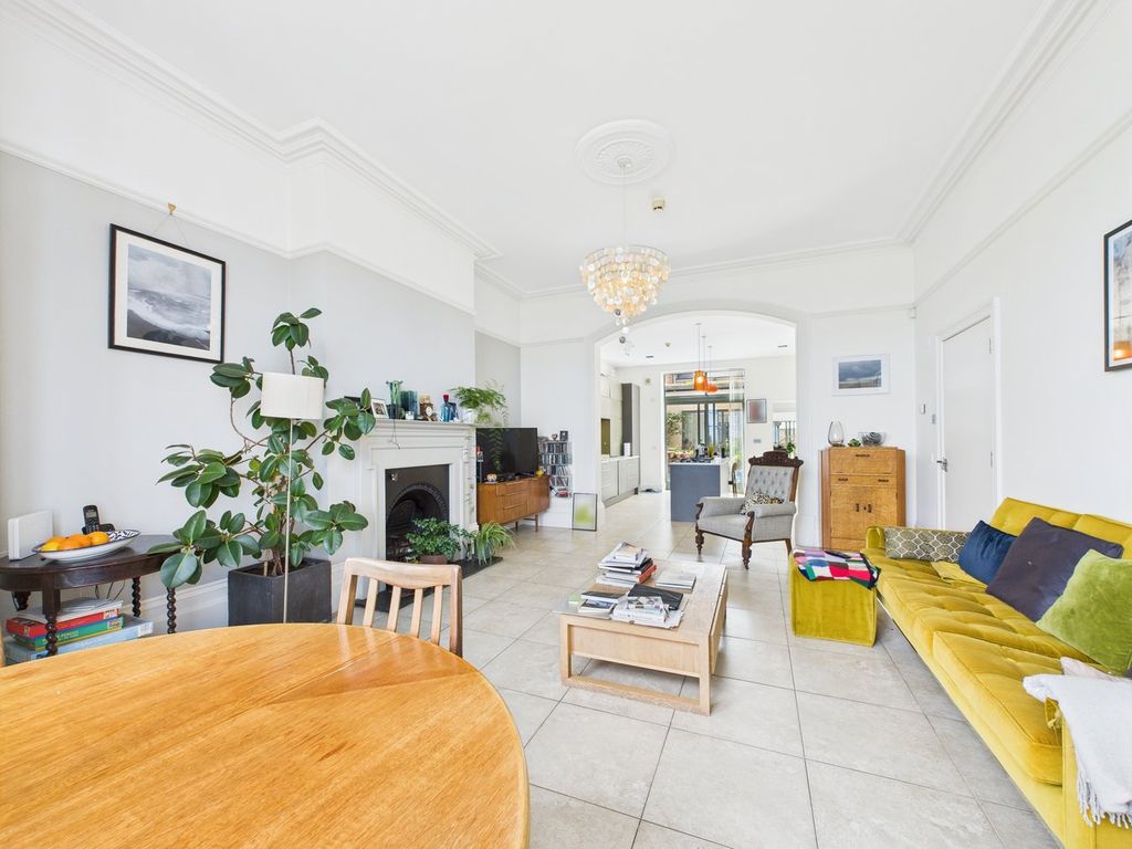 Additional image 25 of 6 bed terraced house for saleVictoria Parade, Broadstairs CT10