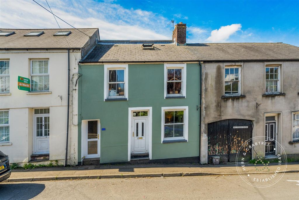4 bed terraced house for saleMerthyr Road, Tongwynlais CF15
