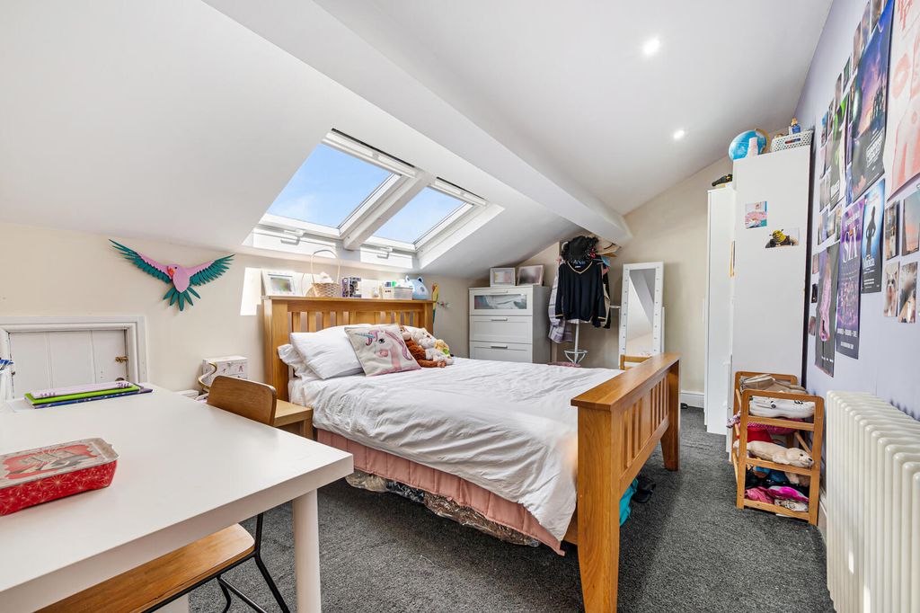 Additional image 16 of 4 bed flat for saleStockport Road, Timperley WA15