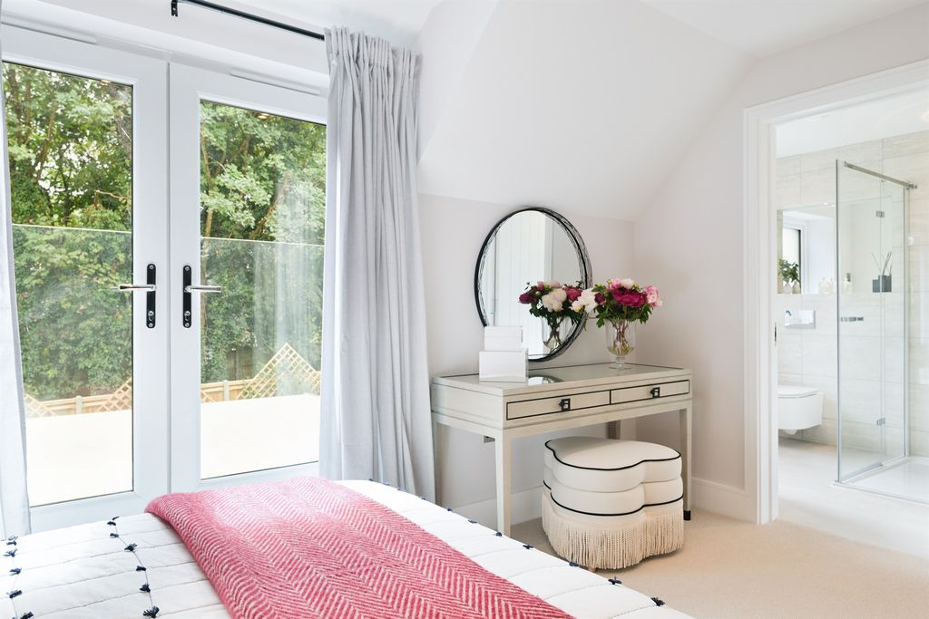 Additional image 19 of 4 bed detached house for saleHuntersfield Farm, Fairlawn Road, Banstead SM7