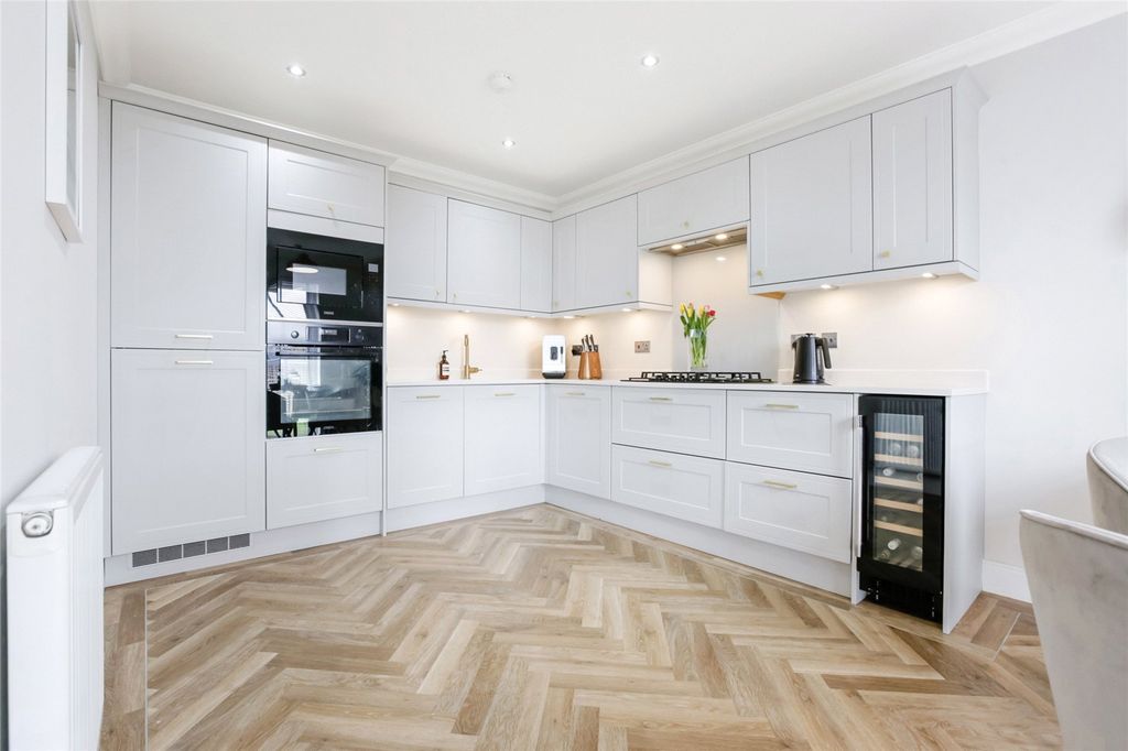 Additional image 6 of 4 bed detached house for saleStewart Gardens, Airdrie, North Lanarkshire ML6