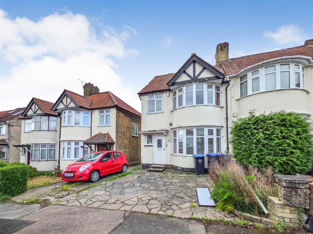 Additional image 17 of 4 bed end terrace house for saleWakemans Hill Avenue, London NW9