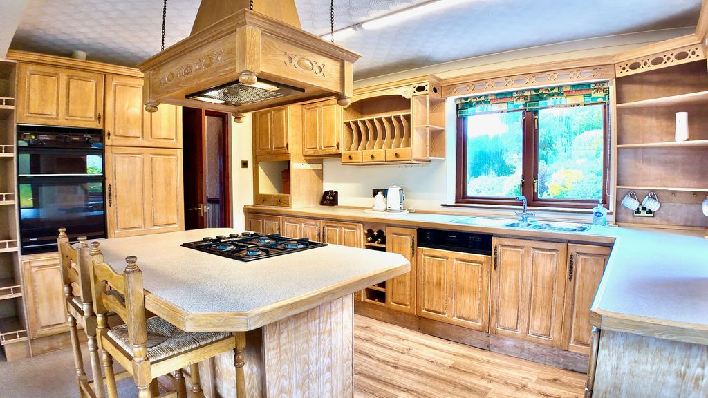 Additional image 37 of 4 bed detached house for saleAspen Avenue, Blackwood NP12