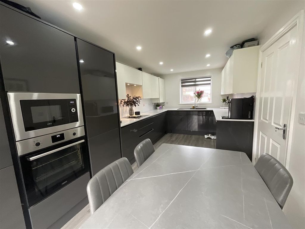 Additional image 9 of 3 bed detached house for saleFfordd Y Glowyr, Betws, Ammanford SA18