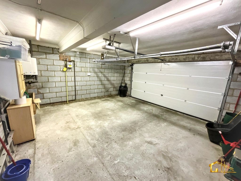 Additional image 24 of 3 bed detached bungalow for saleCooden Sea Road, Cooden, Bexhill-On-Sea TN39
