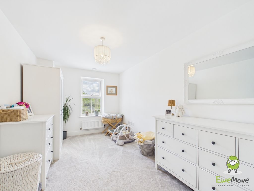 Additional image 7 of 2 bed flat for saleSenate Court, 7 Aurum Green Avenue Chineham, Chineham, Basingstoke, Hampshire RG24