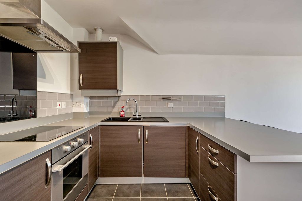 Additional image 9 of 2 bed flat for saleMill Street, Kidderminster DY11