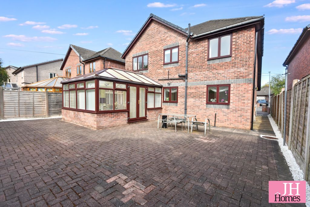 Additional image 24 of 4 bed detached house for saleRiverside Gardens, Barrow-In-Furness, Cumbria LA13