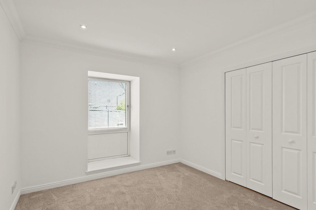 Additional image 13 of 2 bed flat for saleHunter Street, Auchterarder PH3