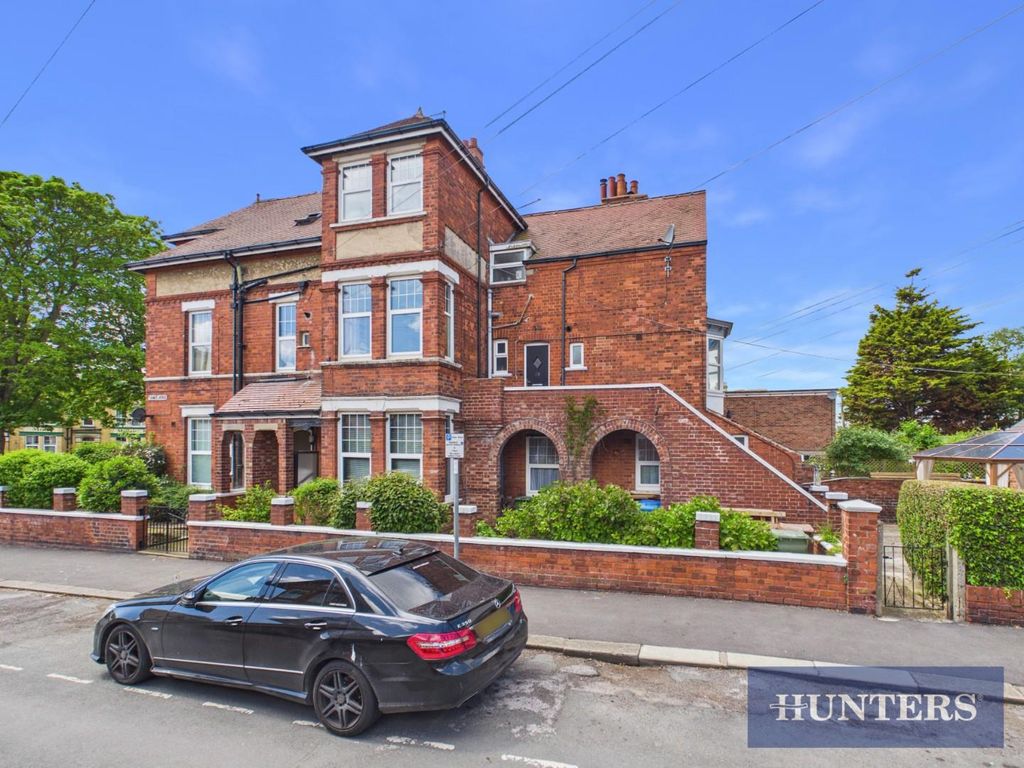 2 bed maisonette for saleTurmer Avenue, Bridlington YO15