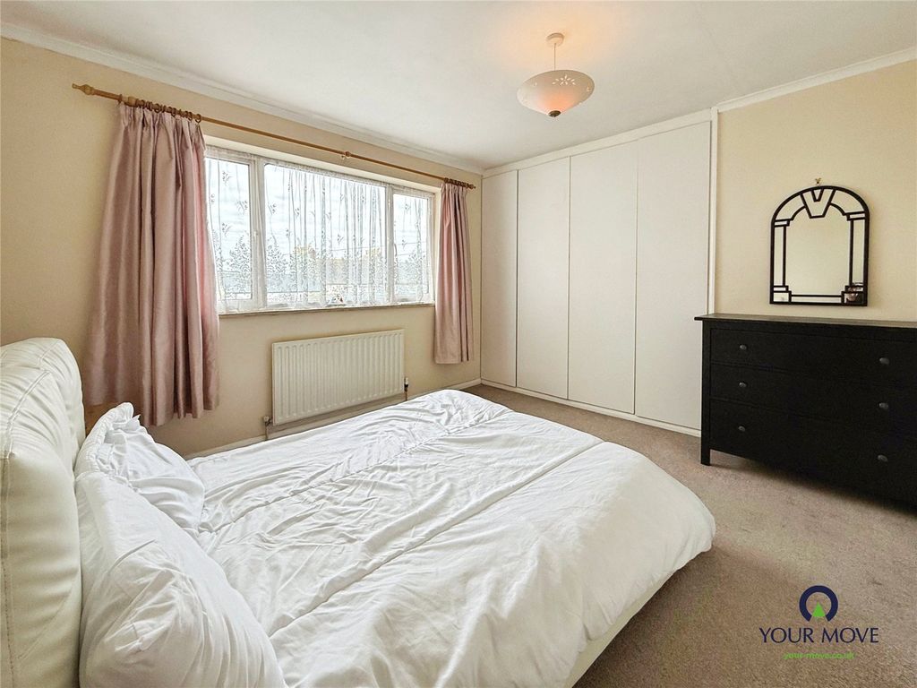 2 bed flat for saleThe Steyne, Bognor Regis, West Sussex PO21 photo 5