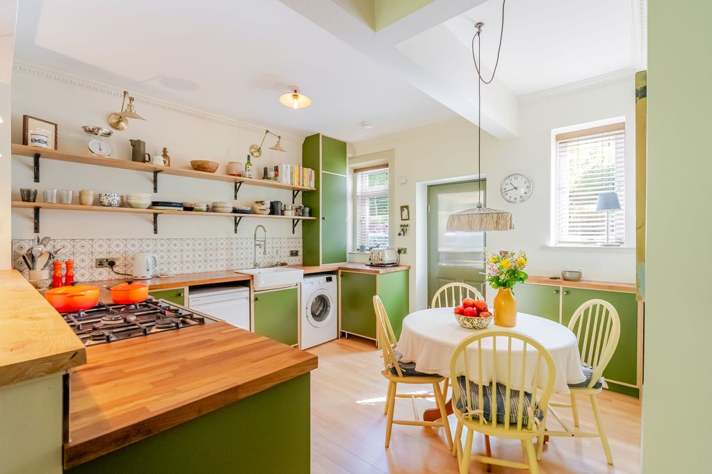 Additional image 3 of 3 bed flat for sale3 Harlaw Road, Balerno, Edinburgh EH14