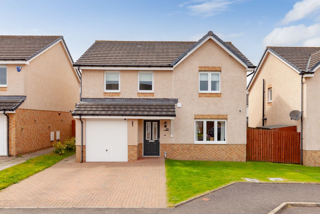 4 bed detached house for sale31 Russell Crescent, Bathgate EH48