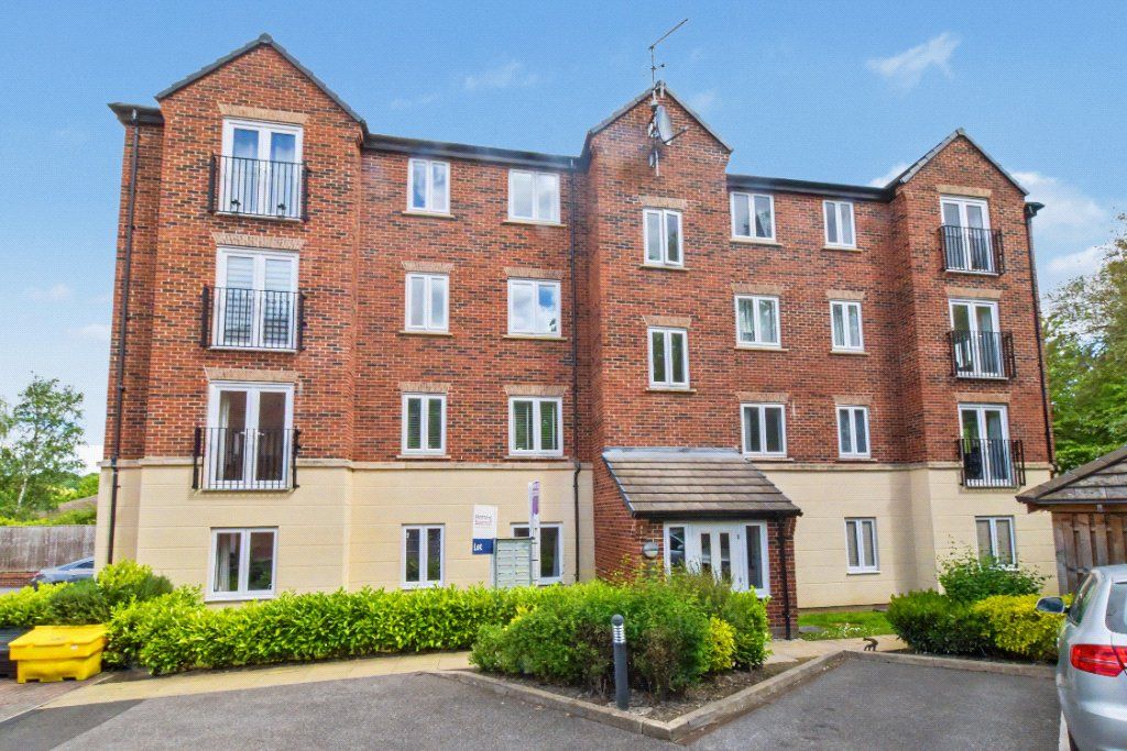 2 bed flat for saleWhitstable Mews, Wortley, Leeds LS12