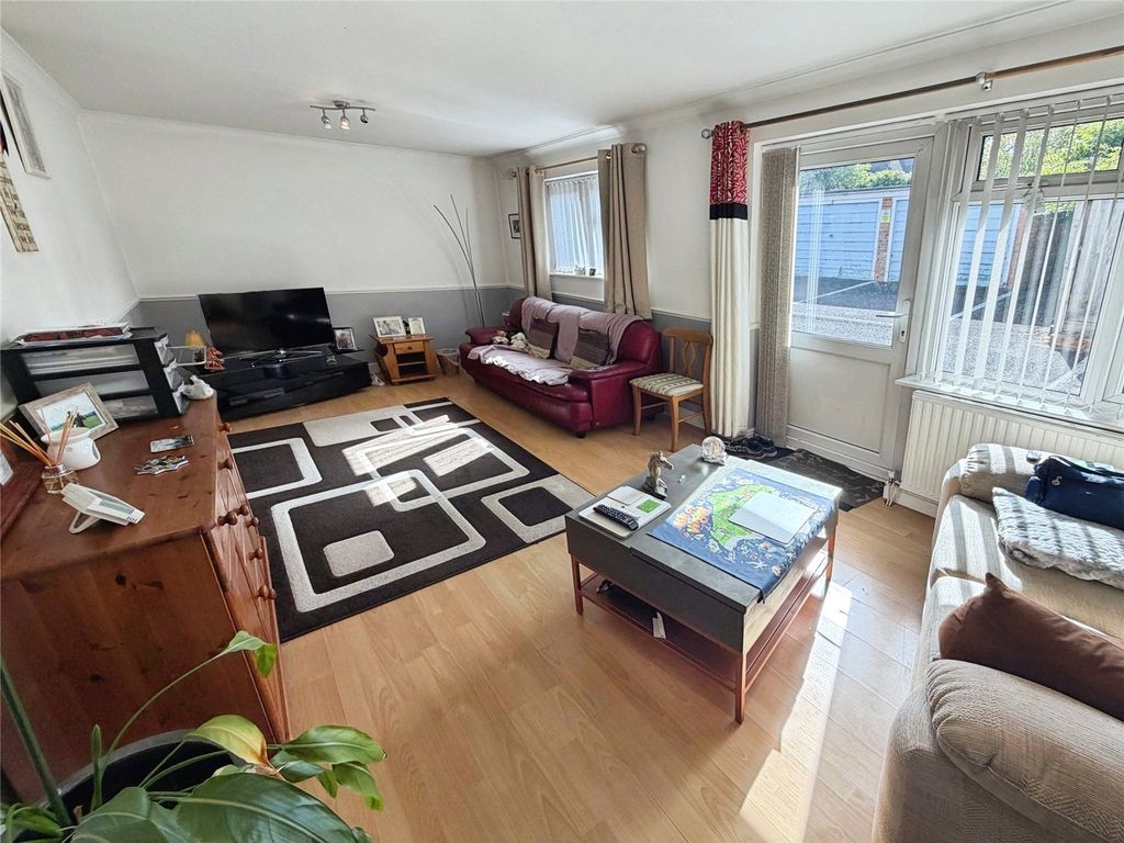 Additional image 2 of 2 bed flat for saleGrafton House, Western Road, Andover, Hampshire SP10