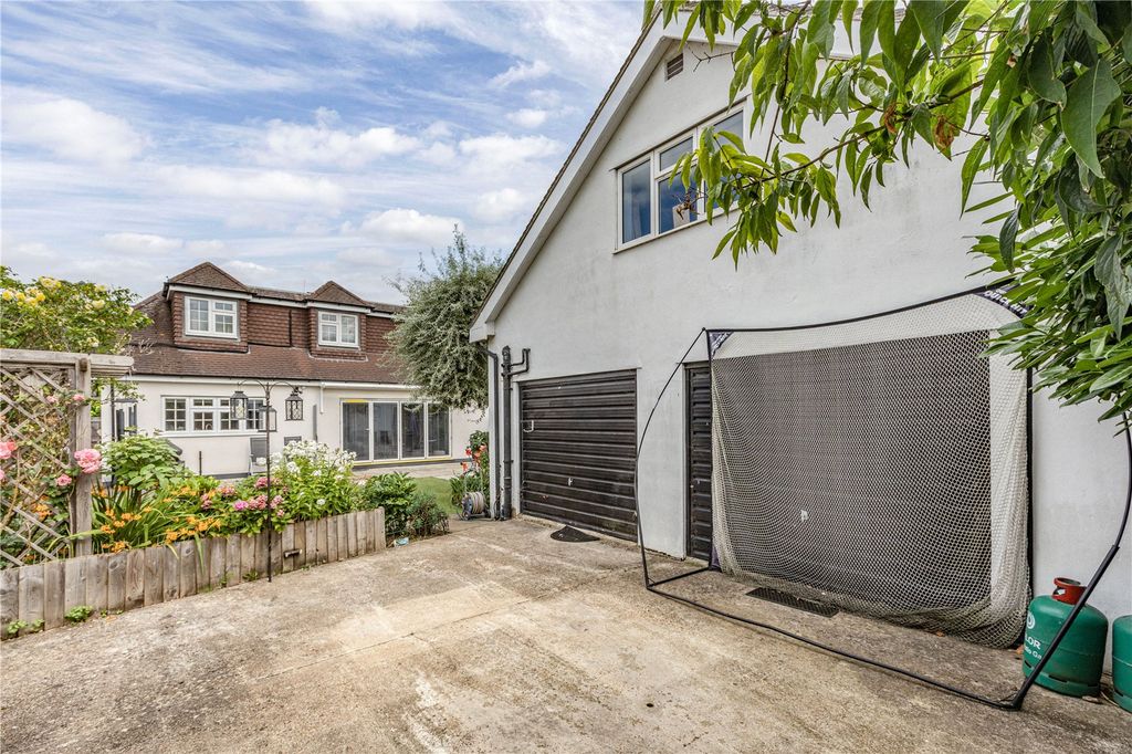 Additional image 45 of 5 bed detached house for salePinewood Avenue, New Haw, Addlestone, Surrey KT15