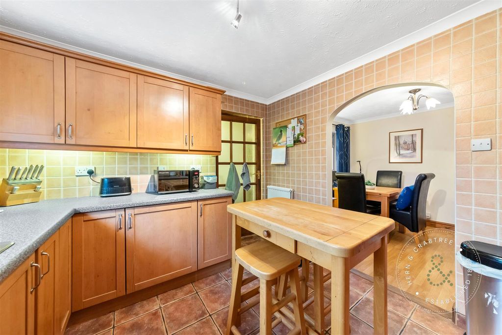 Additional image 6 of 2 bed detached bungalow for saleParc-Y-Felin, Creigiau, Cardiff CF15