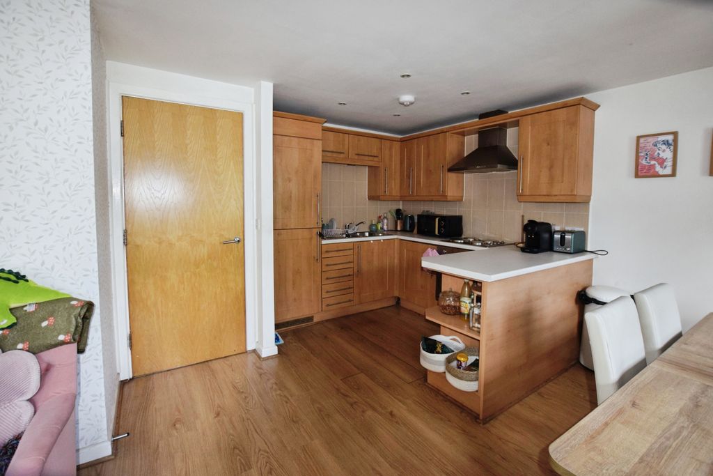 Additional image 3 of 2 bed flat for saleWellfield Mews, Dewsbury WF13
