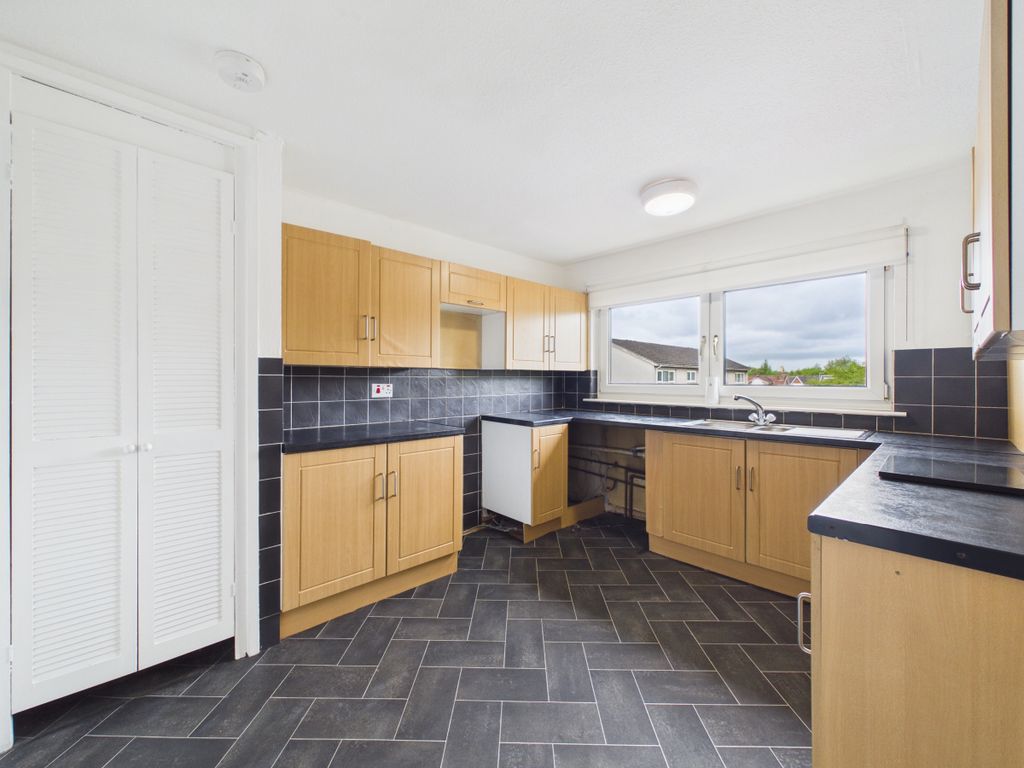 Additional image 4 of 3 bed flat for saleClova Place, Uddingston G71