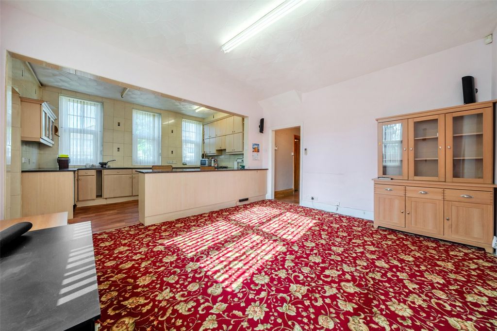 Additional image 5 of 7 bed detached house for saleBroomfield Road, Bexleyheath DA6