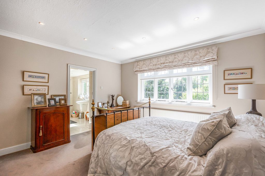 Additional image 15 of 5 bed detached house for saleCross Oak Road, Berkhamsted, Hertfordshire HP4