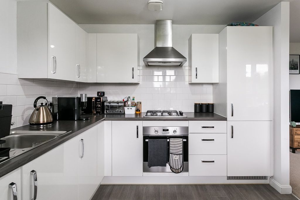 Additional image 9 of 2 bed flat for saleKidlaw Close, Edinburgh EH16