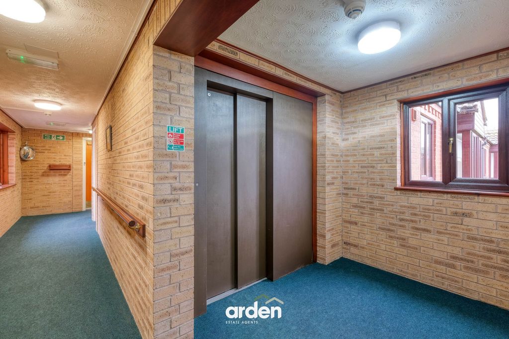 Additional image 10 of 2 bed flat for saleForegate Street, Astwood Bank B96