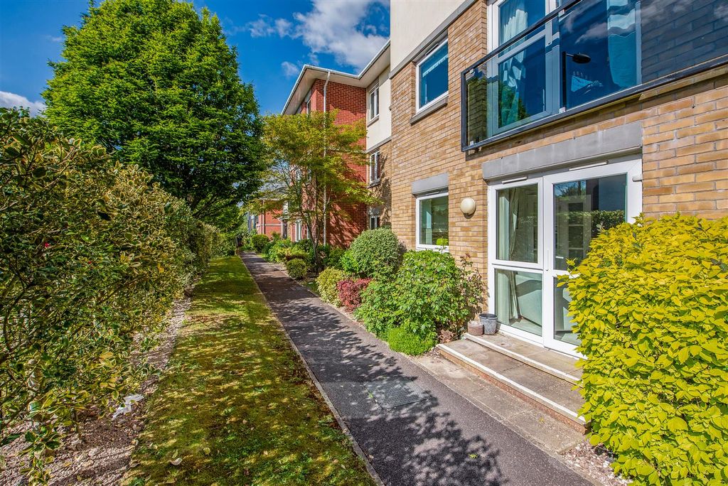 Additional image 20 of 2 bed flat for saleOld Winton Road, Andover SP10