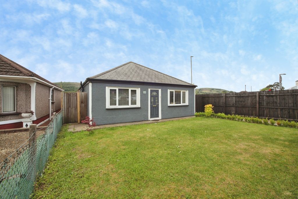 Additional image 5 of 2 bed detached bungalow for saleNantgarw Road, Caerphilly CF83