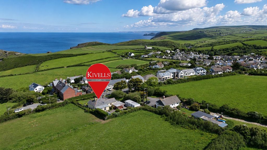2 bed detached bungalow for saleTintagel Road, Boscastle PL35