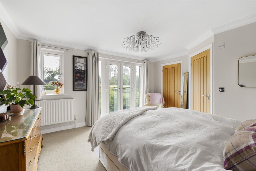 Additional image 11 of 5 bed detached house for saleNewnham Lane, Old Basing, Basingstoke, Hampshire RG24